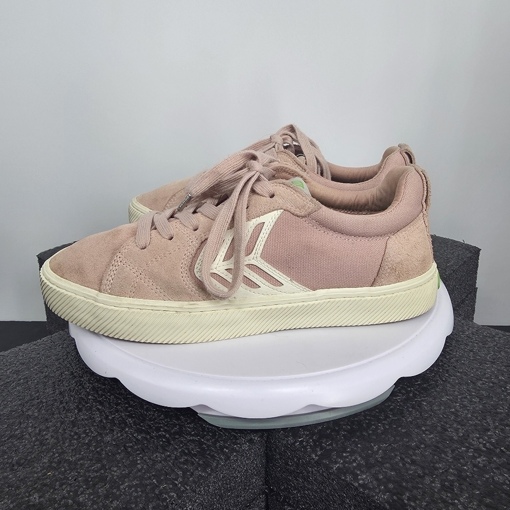 Cariuma Catiba Pro Rose Pink Suede Skate Shoes Women’s 9 / Men’s 7.5